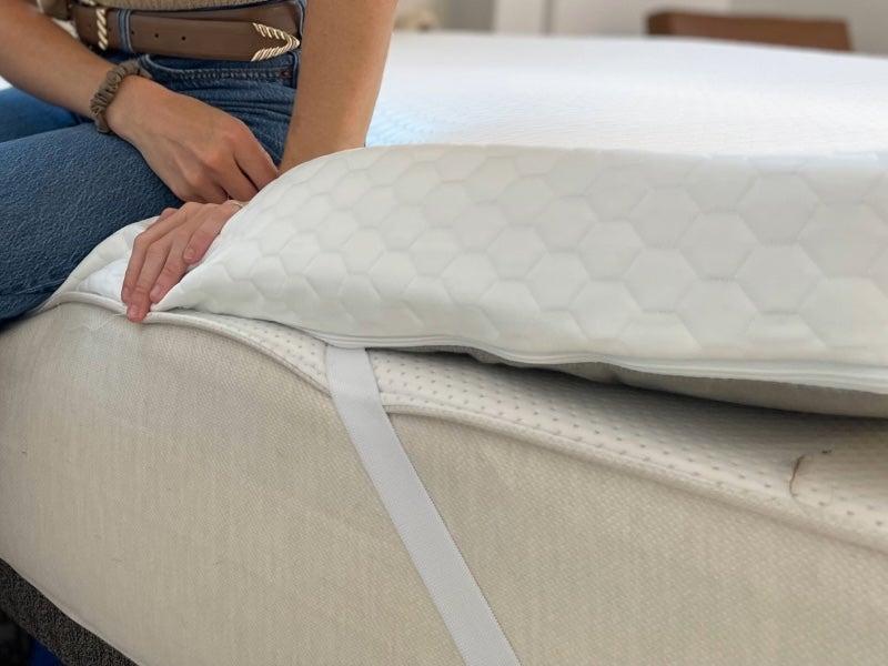 The Helix Premium Mattress Topper with GlacioTex