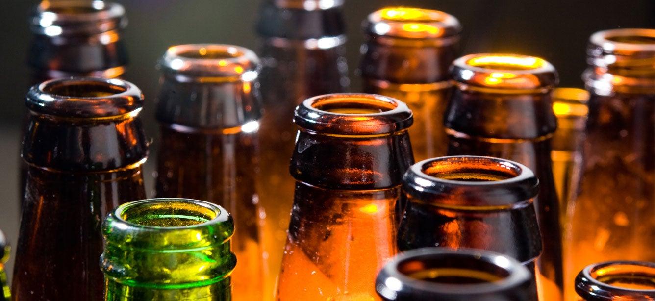 Explore information on misuse and abuse of alcohol in older adults, and recommendations on screening, prevention, intervention, and treatment methods.